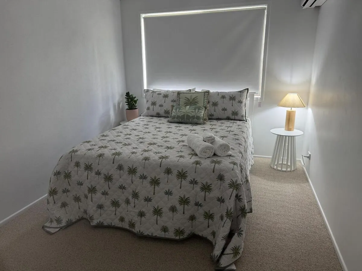 Orana #1 - Buddina Duplex Apartment